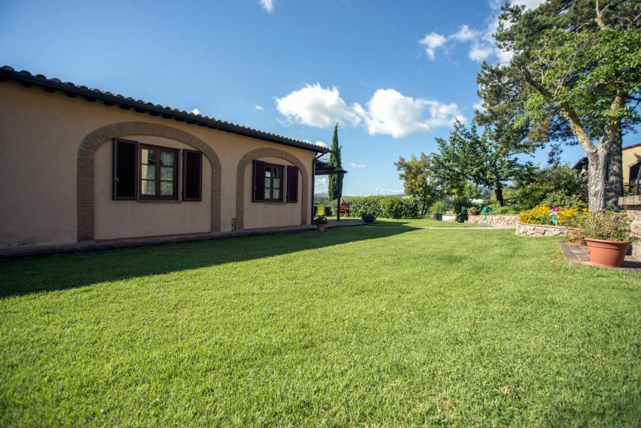 סן ג'ימיניאנו Agriturismo Il Poggetto מראה חיצוני תמונה
