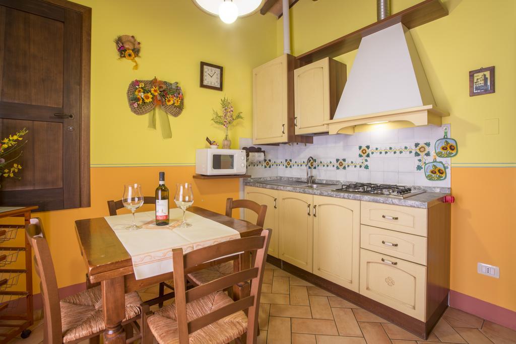 סן ג'ימיניאנו Agriturismo Il Poggetto מראה חיצוני תמונה