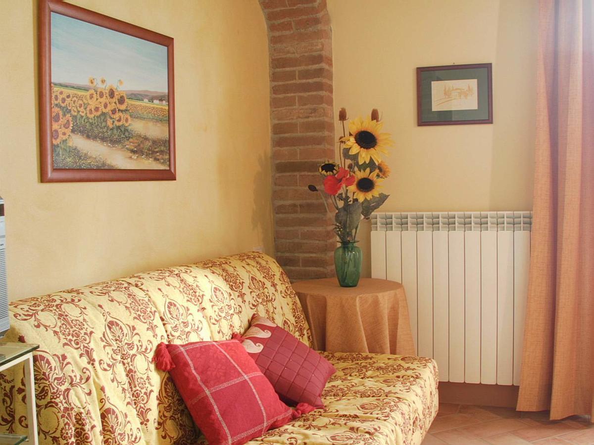 סן ג'ימיניאנו Agriturismo Il Poggetto מראה חיצוני תמונה